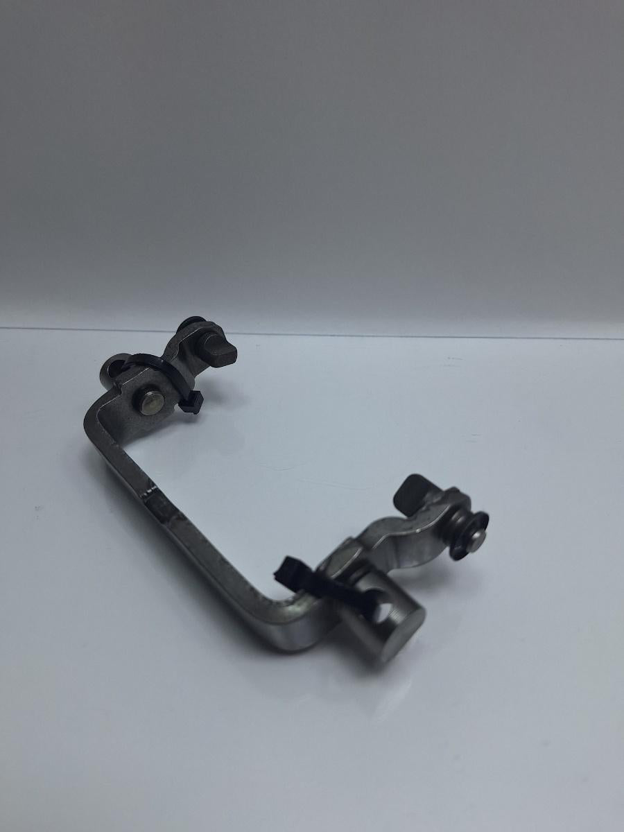 Furca cuplare pinion treapta a 5-a VOLKSWAGEN CADDY IV Estate SAB, SAJ 2015 - > TDI CUUD, DFSD 0A4311565A