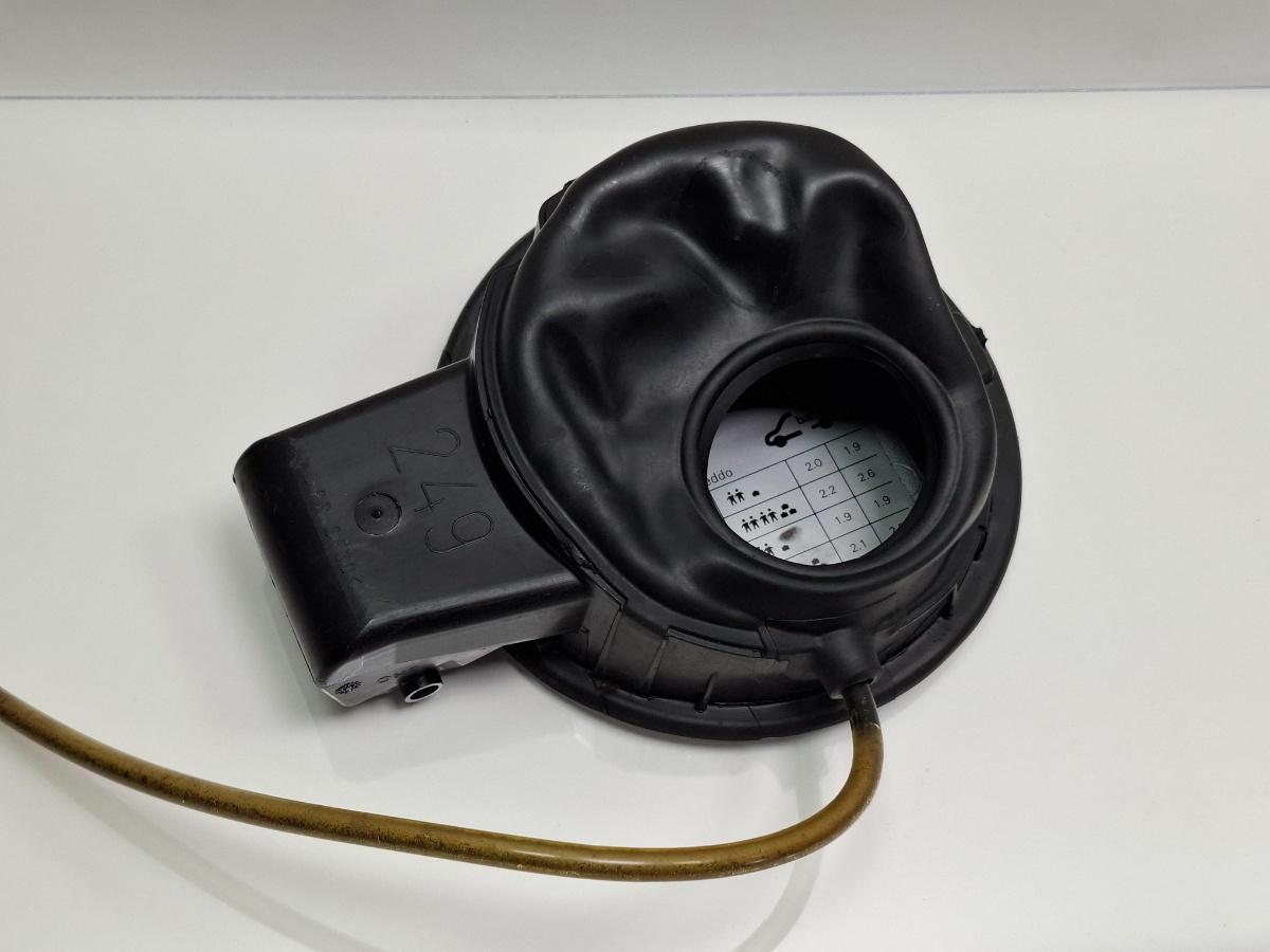 Usita rezervor VOLKSWAGEN FOX 5Z1, 5Z3 2003 - 2014 , gri LA7W , 5Z0809857A