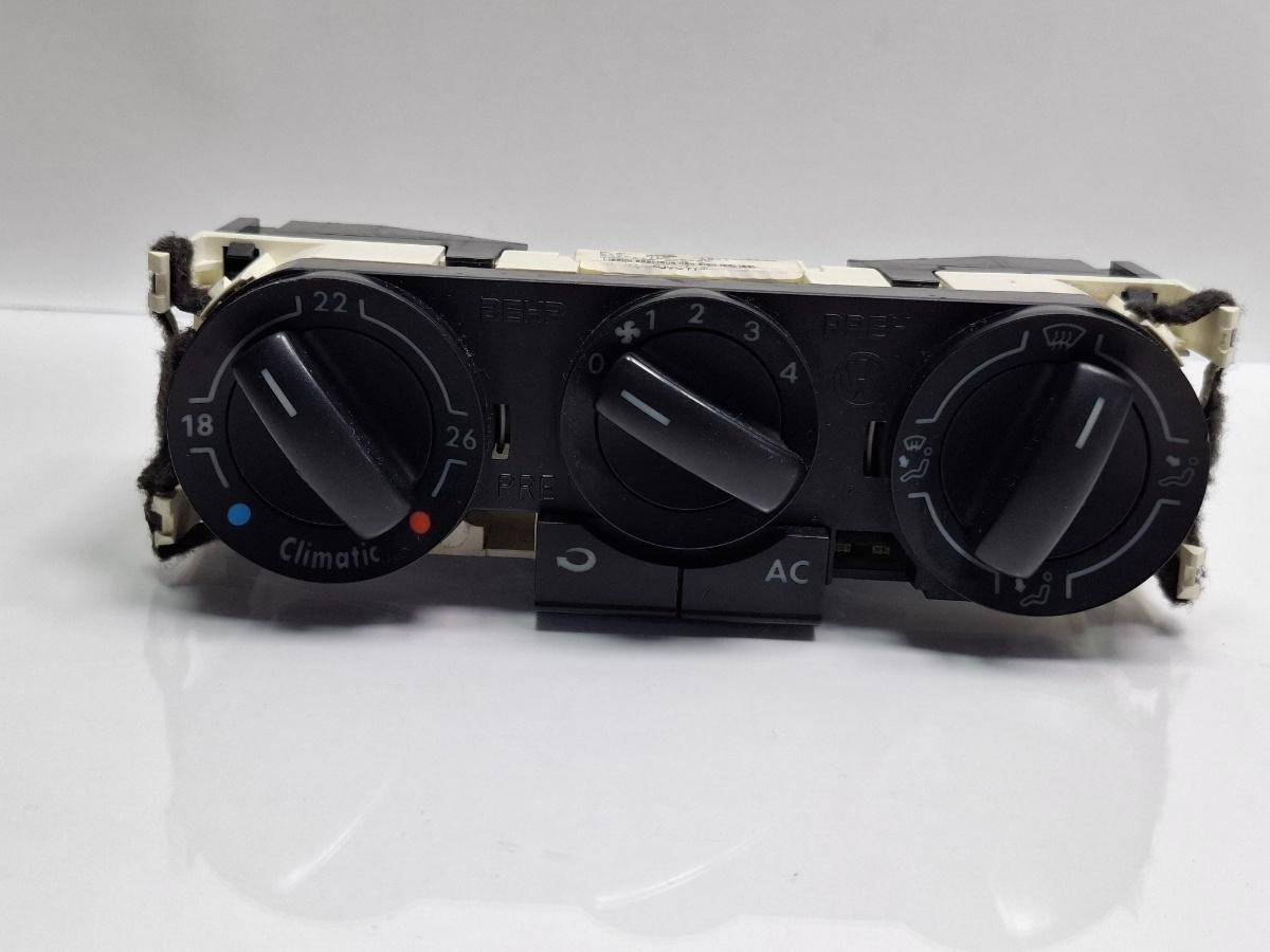 Panou AC VOLKSWAGEN FOX 5Z1, 5Z3 2003 - 2014 1.2 1.2 BMD, CHFB 6Q0820045G