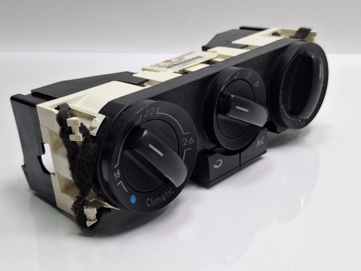 Panou AC VOLKSWAGEN FOX 5Z1, 5Z3 2003 - 2014 1.2 1.2 BMD, CHFB 6Q0820045G