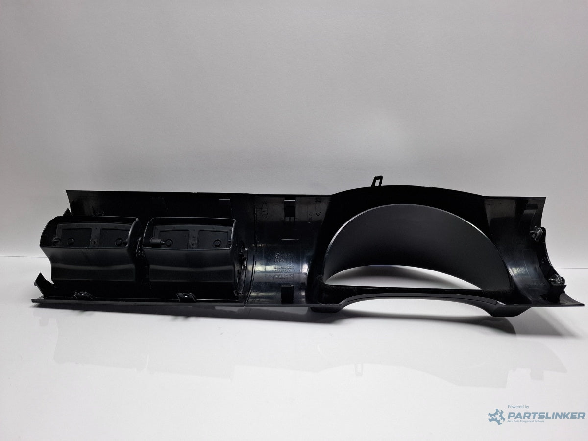 Grila de ventilatie centrala panou bord VOLKSWAGEN FOX 5Z1, 5Z3 2003 - 2014  5Z0858069C