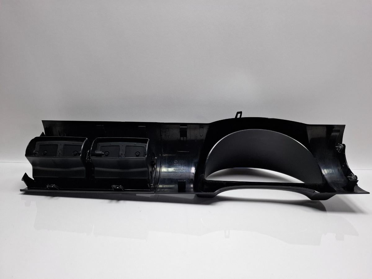 Grila de ventilatie centrala panou bord VOLKSWAGEN FOX 5Z1, 5Z3 2003 - 2014  5Z0858069C