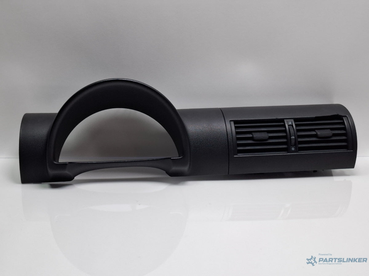 Grila de ventilatie centrala panou bord VOLKSWAGEN FOX 5Z1, 5Z3 2003 - 2014  5Z0858069C