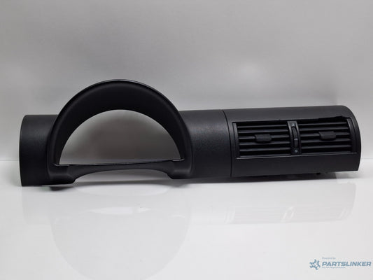 Grila de ventilatie centrala panou bord VOLKSWAGEN FOX 5Z1, 5Z3 2003 - 2014  5Z0858069C