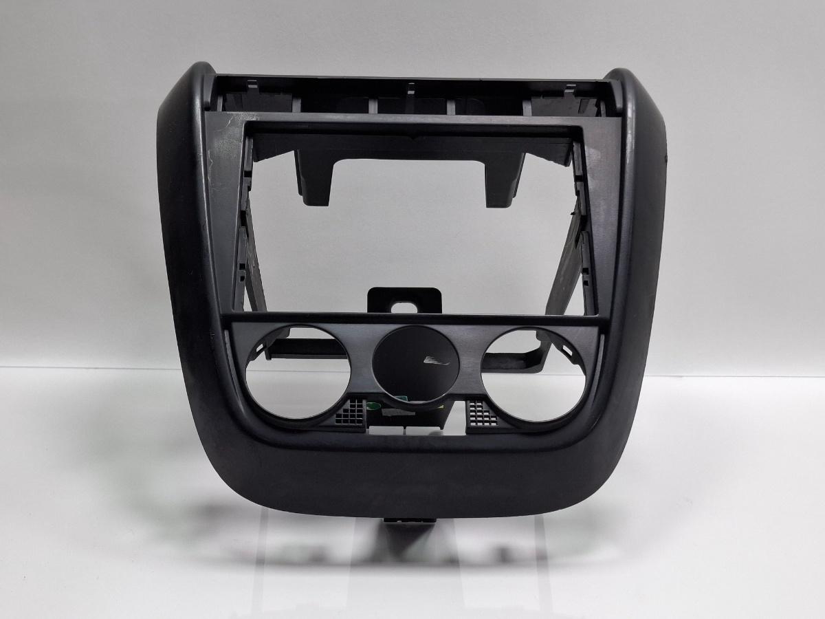 Rama consola centrala bord VOLKSWAGEN FOX 5Z1, 5Z3 2003 - 2014 1.2 1.2 BMD, CHFB 5Z0858061A