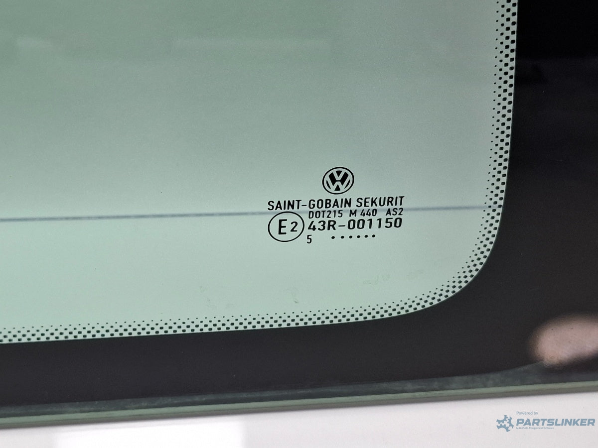 Geam fix dreapta spate VOLKSWAGEN FOX 5Z1, 5Z3 2003 - 2014 1.2 1.2 BMD, CHFB 5Z3845302C