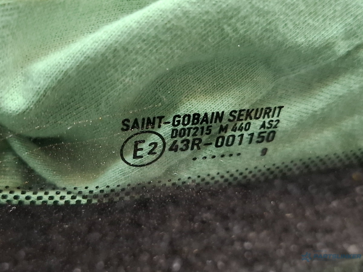 Luneta VOLKSWAGEN FOX 5Z1, 5Z3 2003 - 2014  5Z6845051J