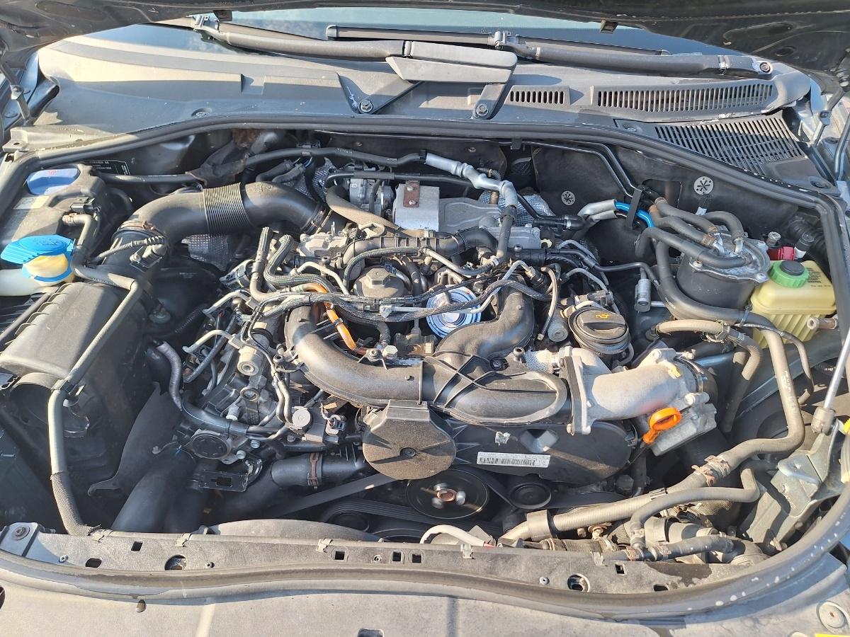Dezmembrez VOLKSWAGEN TOUAREG 7LA 2005 3.0 V6 TDI BKS 165KW|225HP