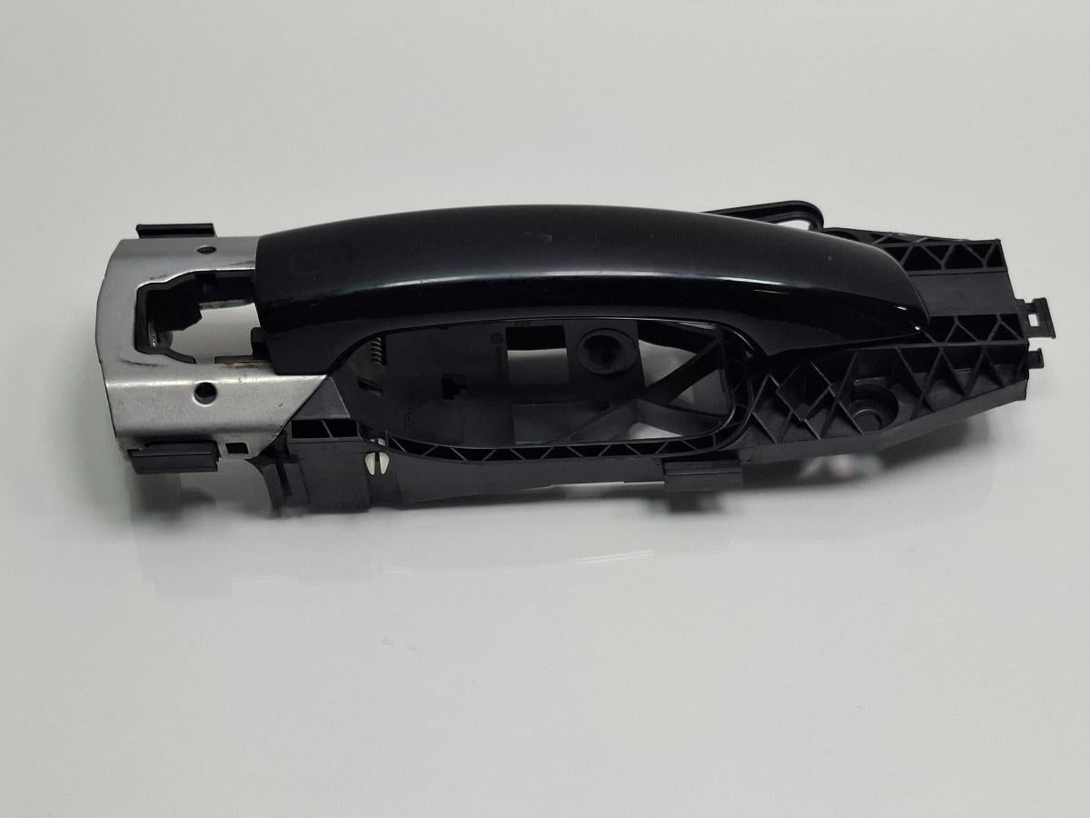 Maner exterior usa stanga fata AUDI A3 Sportback 8VA, 8VF 2012 - 2018 5N0837885 , 1K8839885