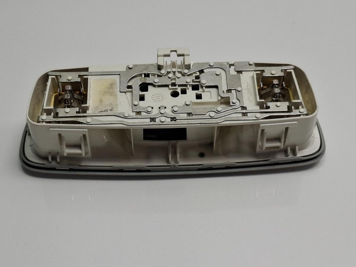 Plafoniera spate AUDI A3 Sportback 8VA, 8VF 2012 - > TDI CLHA 8V0947111