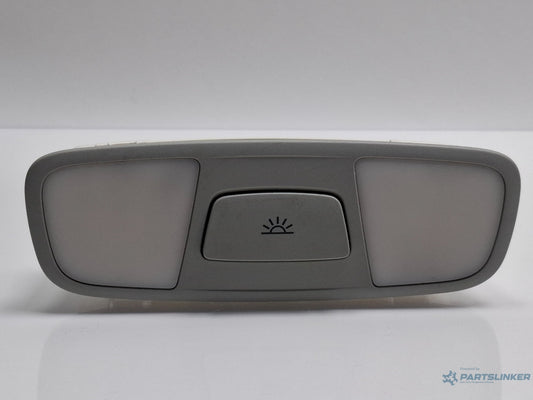 Plafoniera spate AUDI A3 Sportback 8VA, 8VF 2012 - > TDI CLHA 8V0947111