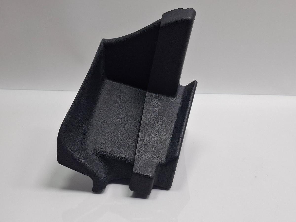 Ornament prindere mocheta portbagaj stanga AUDI A3 Sportback 8VA, 8VF 2012 - > TDI CLHA 8V0863423
