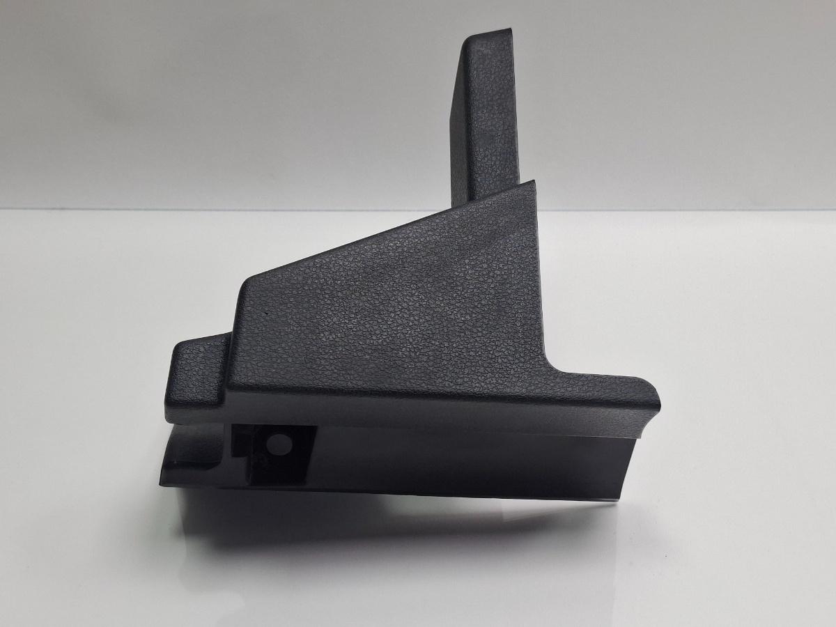 Ornament prindere mocheta portbagaj stanga AUDI A3 Sportback 8VA, 8VF 2012 - > TDI CLHA 8V0863423
