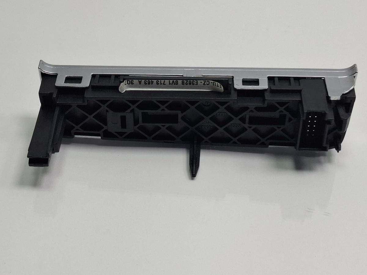 Indicator schimbator de viteze AUDI A3 Sportback 8VA, 8VF 2012 - > TDI CLHA 8V1713463A