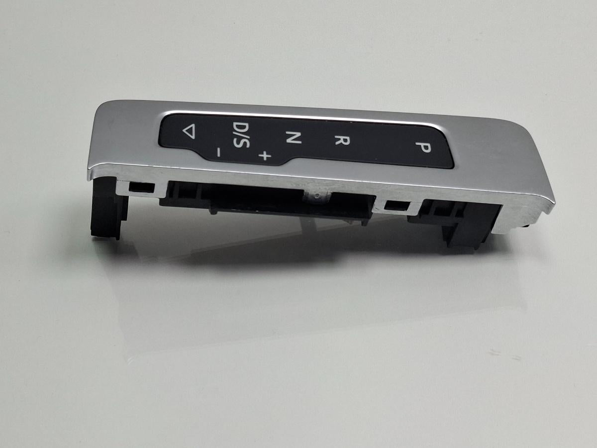 Indicator schimbator de viteze AUDI A3 Sportback 8VA, 8VF 2012 - > TDI CLHA 8V1713463A