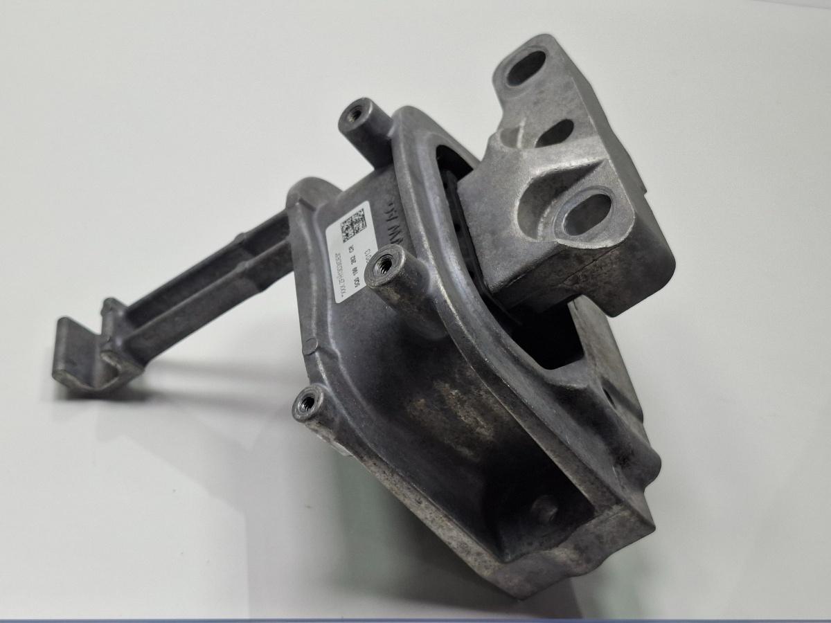 Suport tampon motor AUDI A3 Sportback 8VA, 8VF 2012 -2016 5Q0199262CR