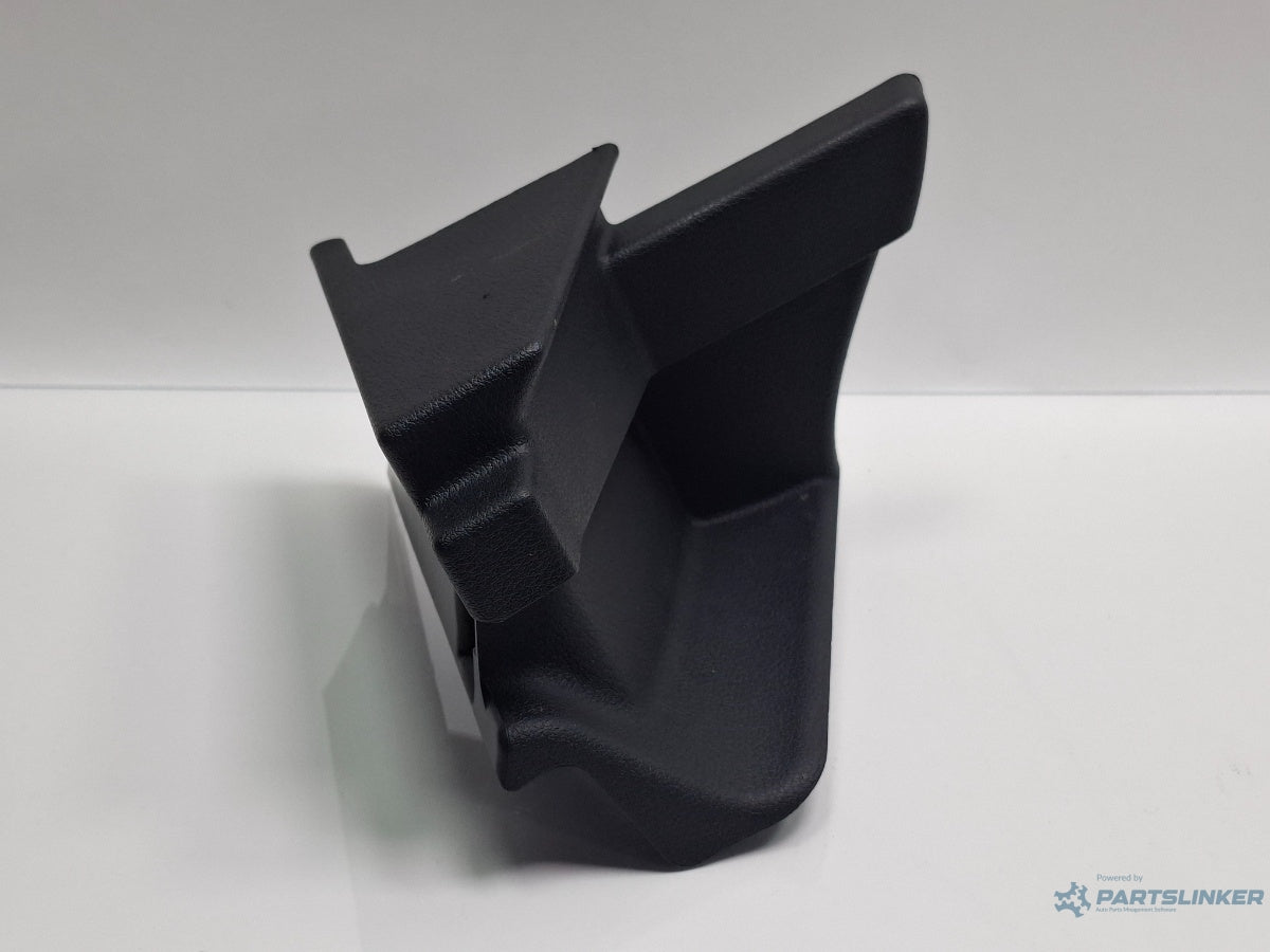 Ornament prindere mocheta portbagaj dreapta AUDI A3 Sportback 8VA, 8VF 2012 - > TDI CLHA  8V0863424