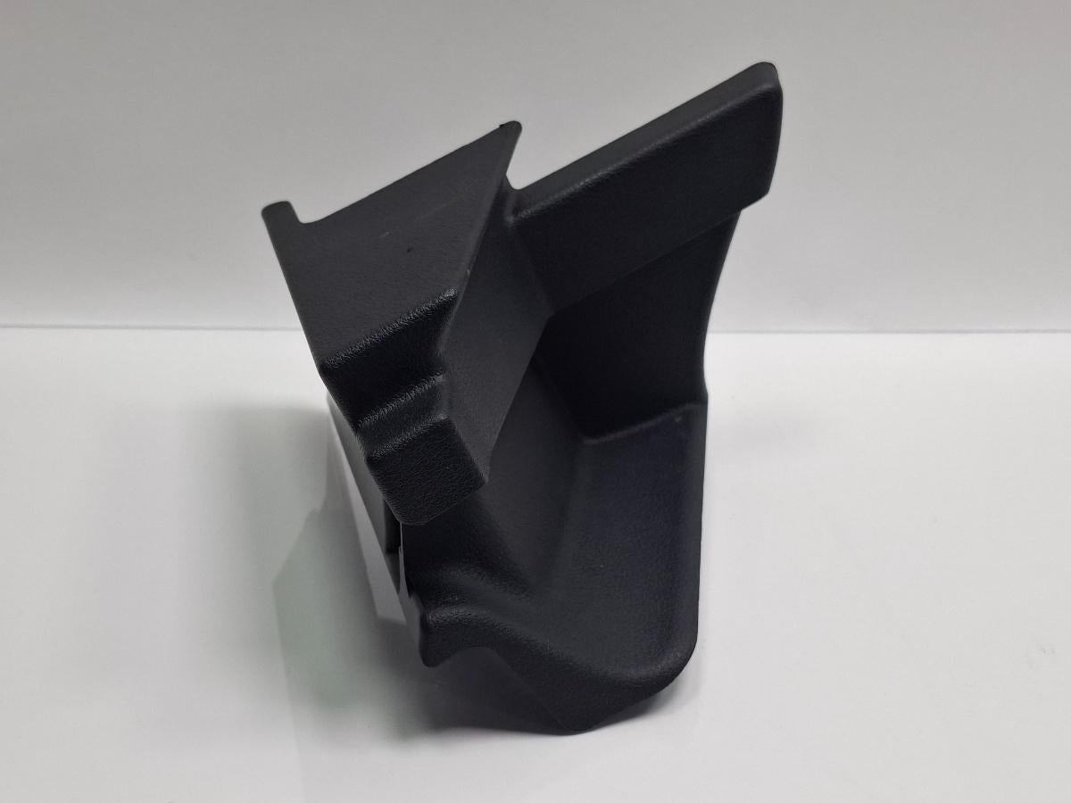 Ornament prindere mocheta portbagaj dreapta AUDI A3 Sportback 8VA, 8VF 2012 - > TDI CLHA  8V0863424