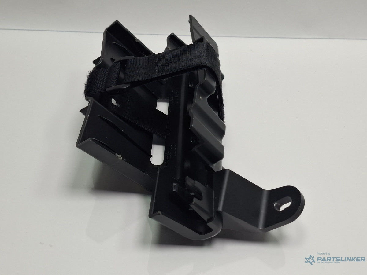 Suport cric AUDI A3 Sportback 8VA, 8VF 2012 - > TDI CLHA 8V3012635B