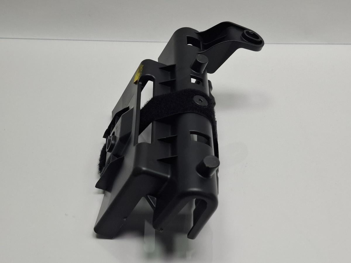 Suport cric AUDI A3 Sportback 8VA, 8VF 2012 - > TDI CLHA 8V3012635B