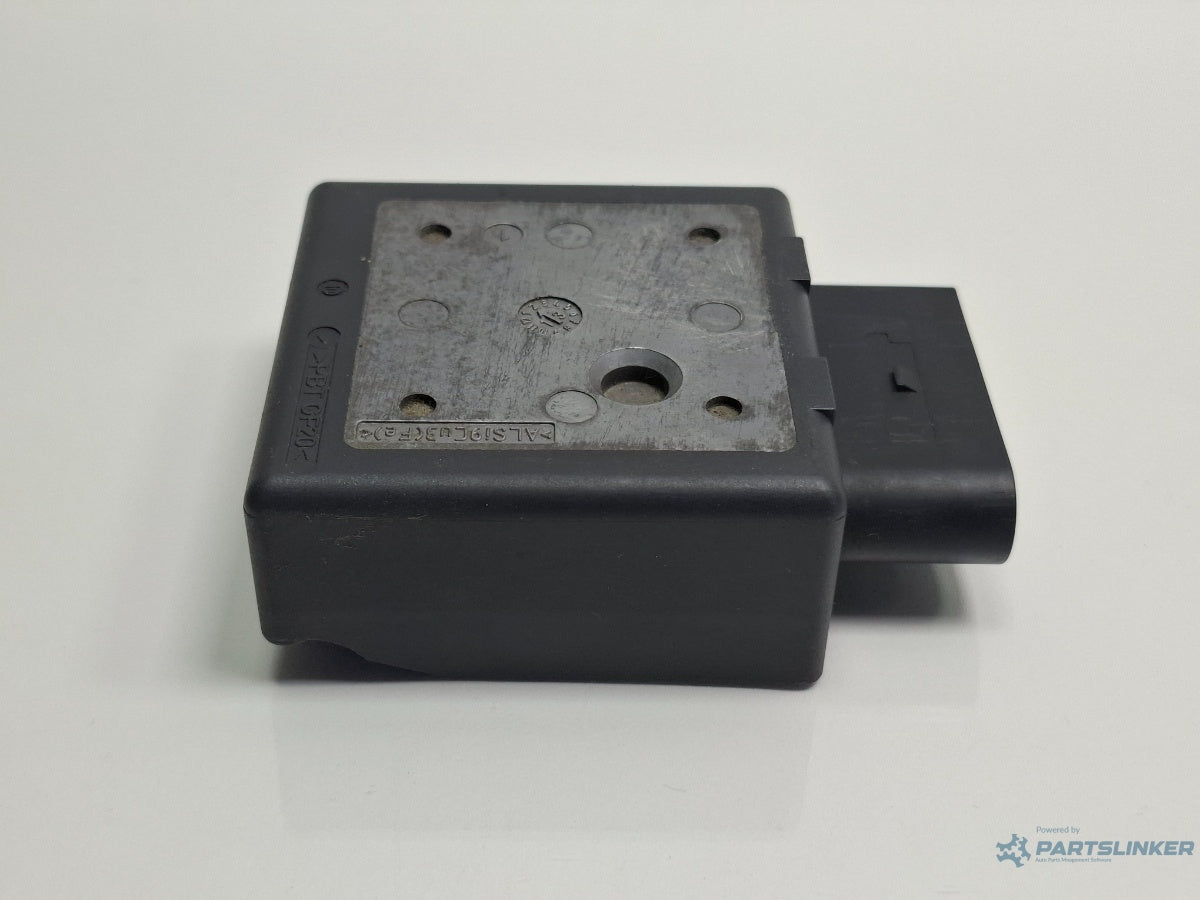 Releu pompa motorina  AUDI A3 Sportback 8VA, 8VF 2012 - > TDI CLHA 5Q0906121G