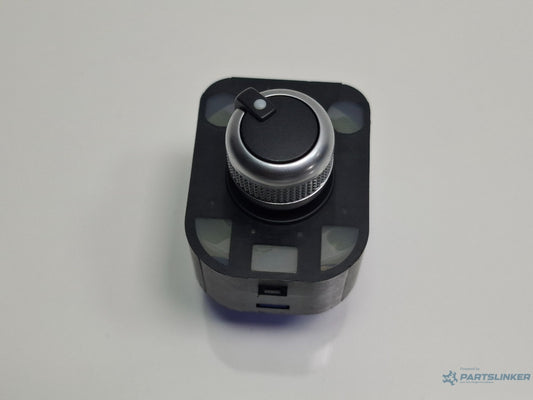 Buton reglaj oglinzi AUDI A3 Sportback 8VA, 8VF 2012 - > TDI CLHA 8V0959565E