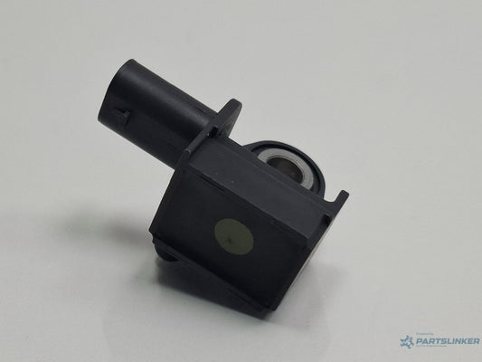 Senzor de impact bara fata AUDI A3 Sportback 8VA, 8VF 2012 - 2018 5Q0959651