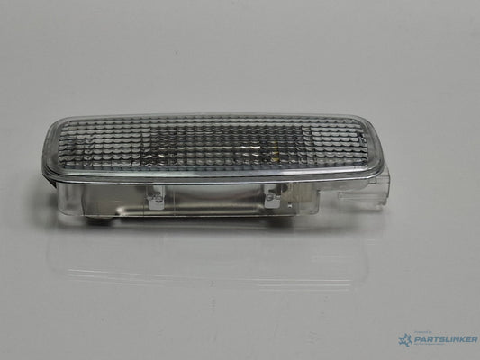 Lampa parasolar AUDI A3 Sportback 8VA, 8VF 2012 - 2018 4E0947105C