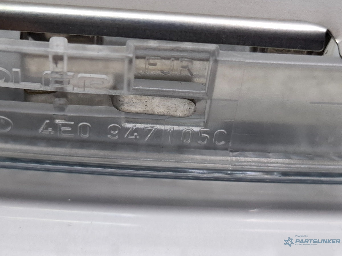 Lampa parasolar AUDI A3 Sportback 8VA, 8VF 2012 - 2018 4E0947105C