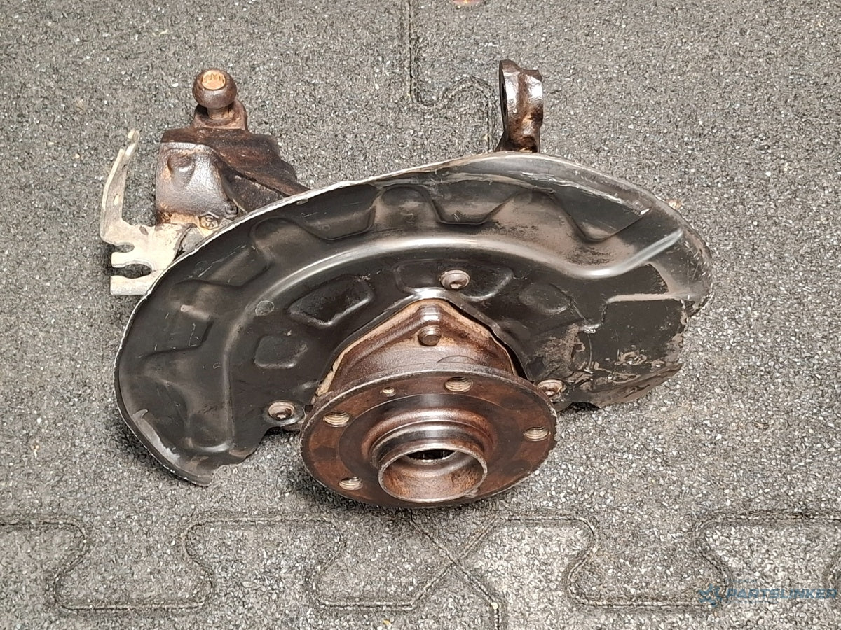 Fuzeta stanga fata AUDI A3 Sportback 8VA, 8VF 2012 - > TDI CLHA 5Q0615311G , 5Q0407255Q