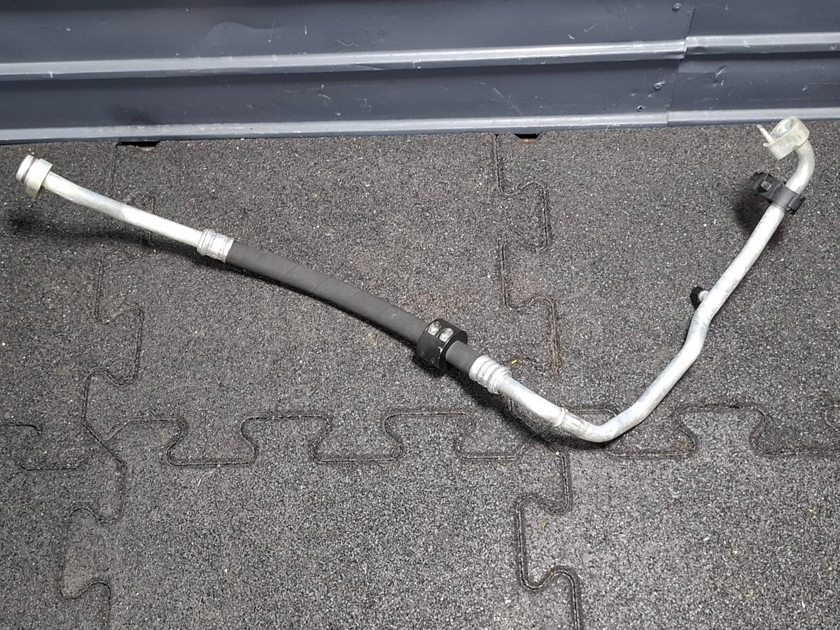 Conducta AC joase presiune AUDI A3 Sportback 8VA, 8VF 2012 - 2018 5Q0820743G