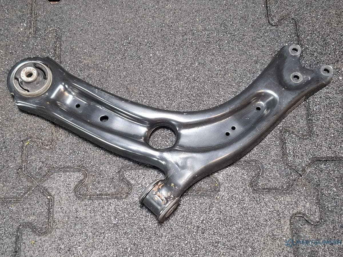 Brat bascula stanga fata AUDI A3 Sportback 8VA, 8VF 2012 - > TDI CLHA  5Q0407151J