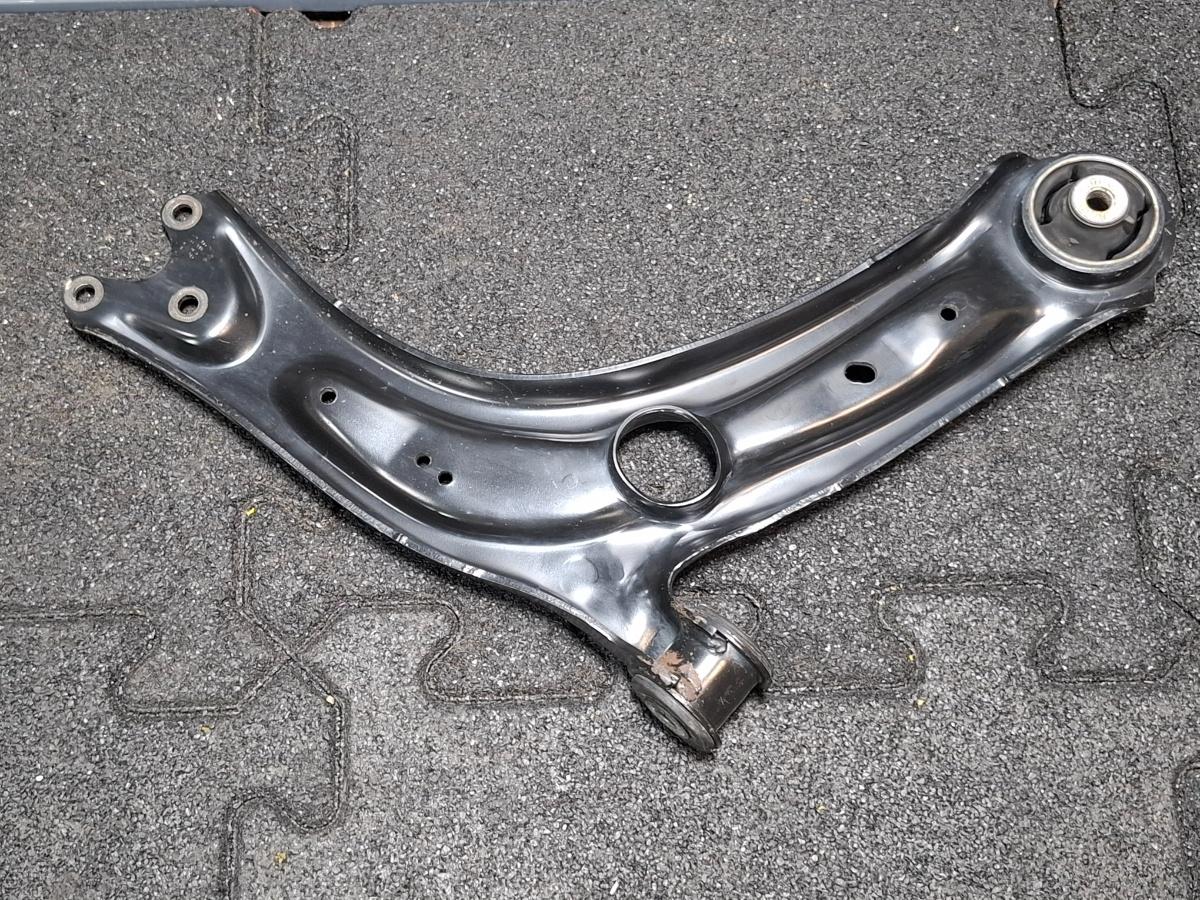 Brat bascula stanga fata AUDI A3 Sportback 8VA, 8VF 2012 - > TDI CLHA  5Q0407151J