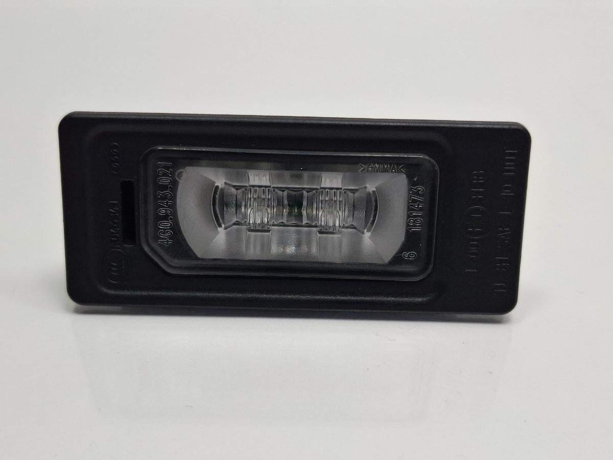 Lampi numar AUDI A3 Sportback 8VA, 8VF 2012 - 2018 4G0943021