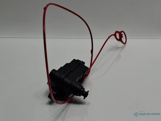 Motoras blocare usita rezervor combustibil AUDI A3 Sportback 8VA, 8VF 2012 -2018  8V0862153A