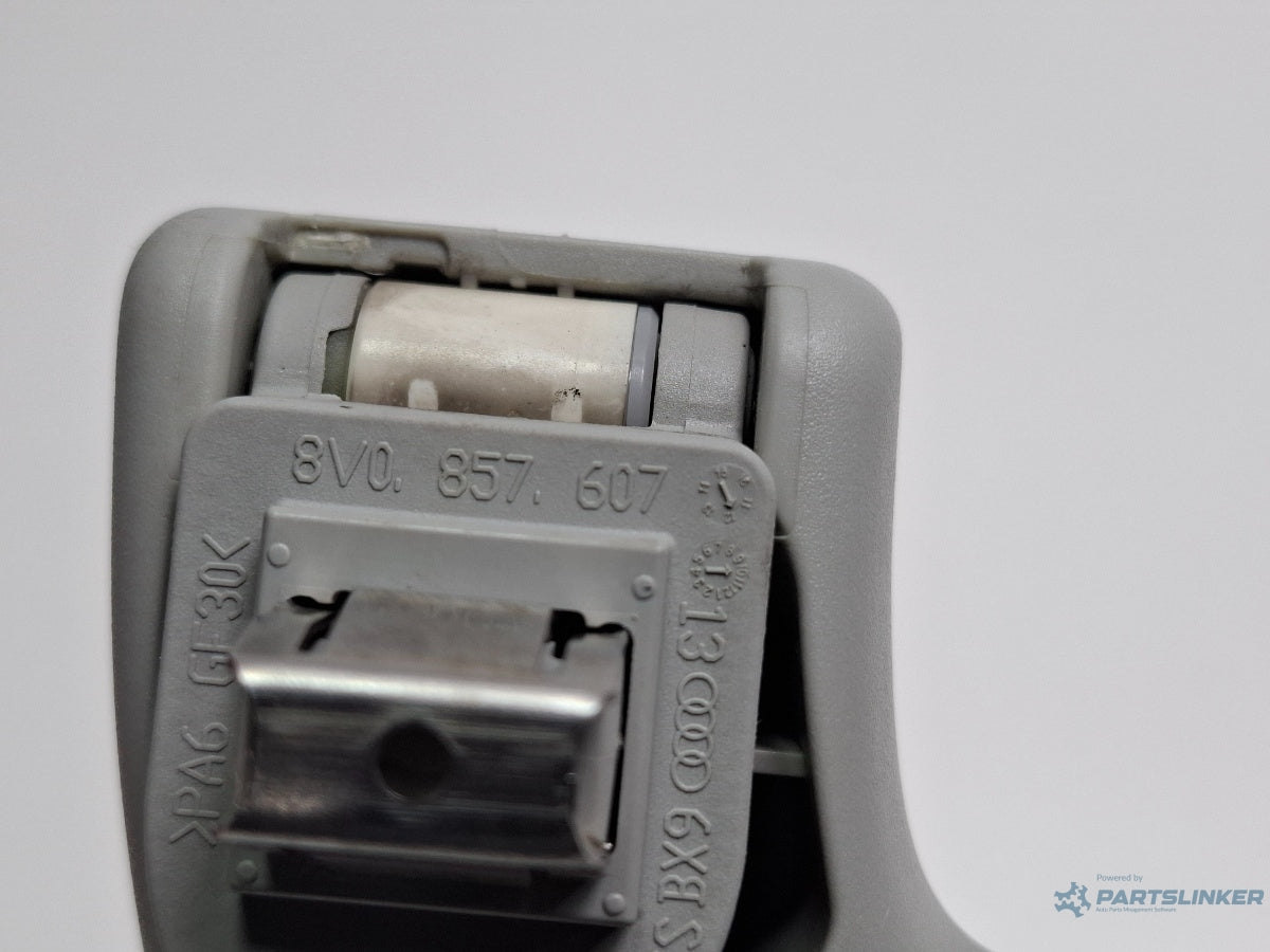 Maner plafon fata AUDI A3 Sportback 8VA, 8VF 2012 - > TDI CLHA 8V0857607