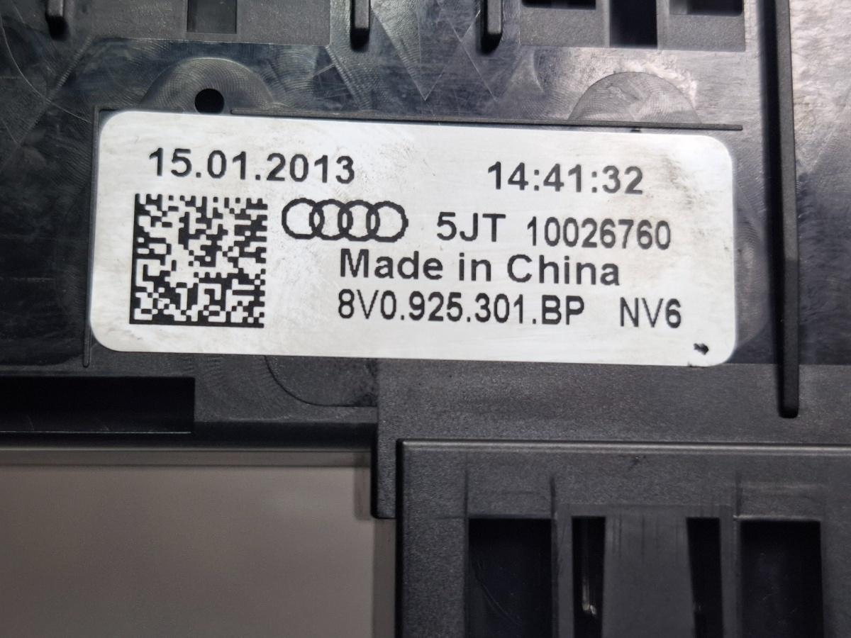 Consola buton avarii AUDI A3 Sportback 8VA, 8VF 2012 -> 1.6 TDI CLHA 8V0925301BP