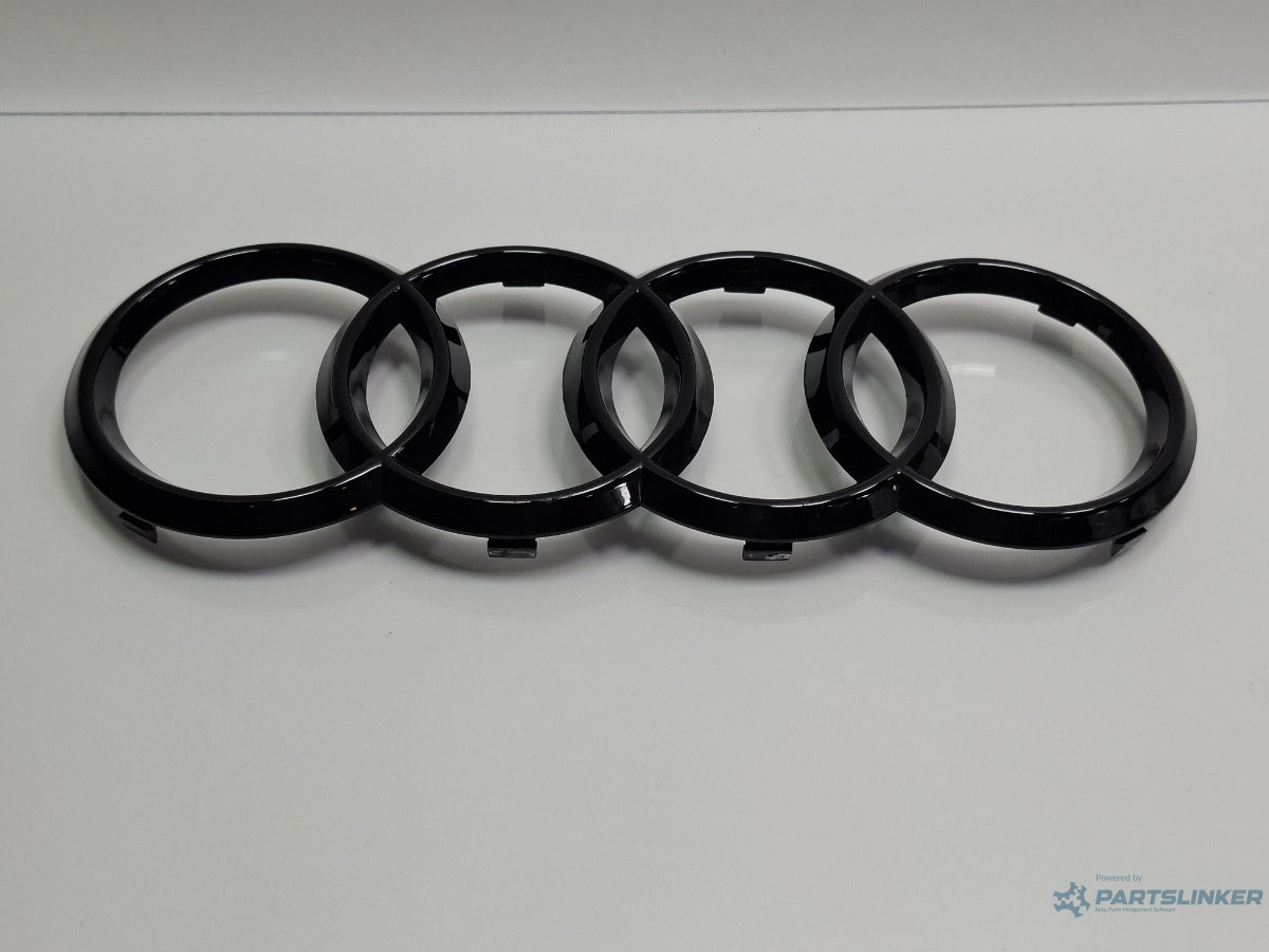 Emblema bara fata AUDI A3 Sportback 8VA, 8VF 2012 - > TDI CLHA 8T0853605