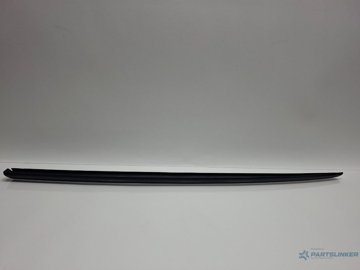 Cheder parbriz stanga AUDI A3 Sportback 8VA, 8VF 2012 - 2018 8V3854327C