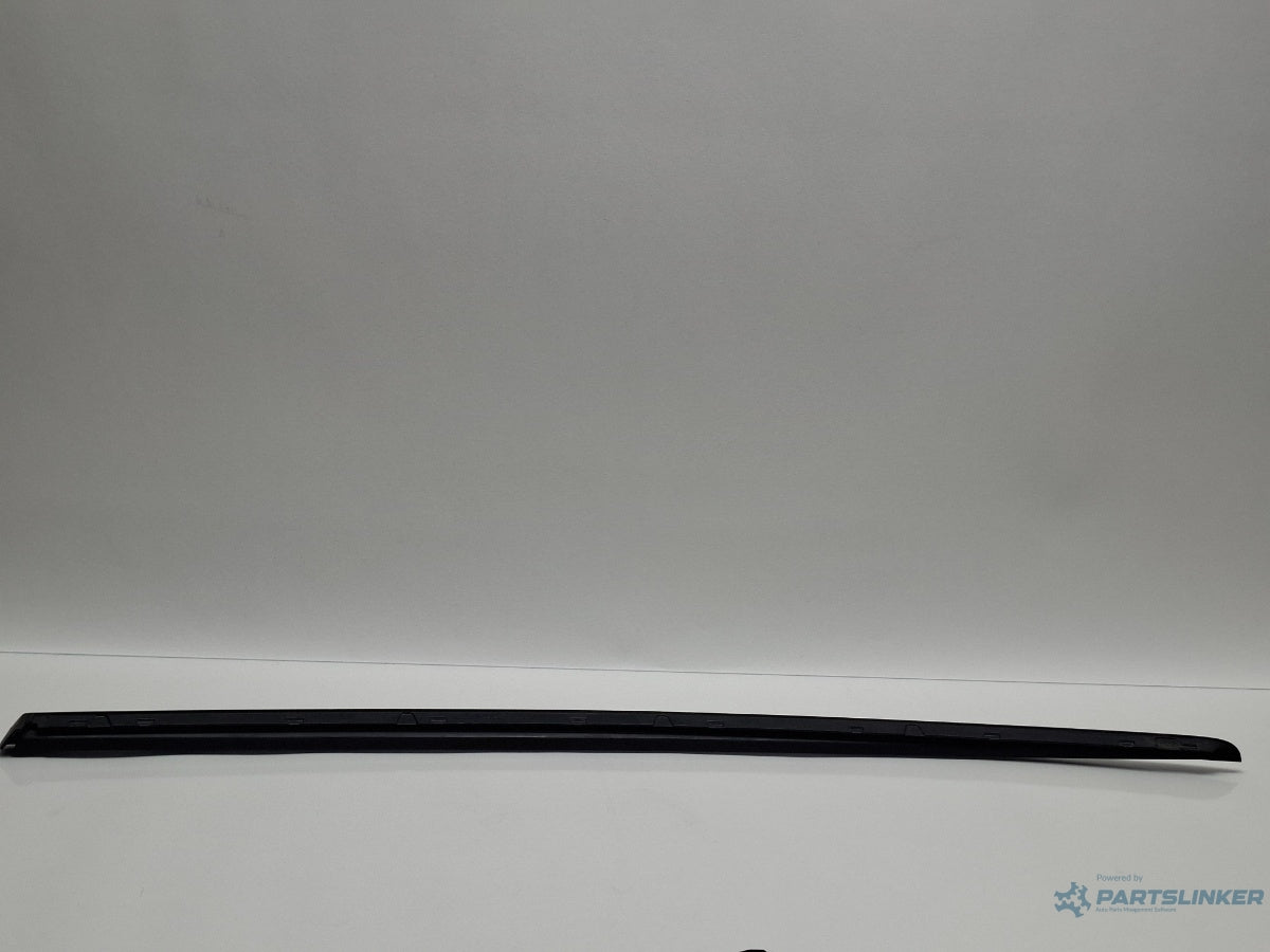 Cheder parbriz stanga AUDI A3 Sportback 8VA, 8VF 2012 - 2018 8V3854327C