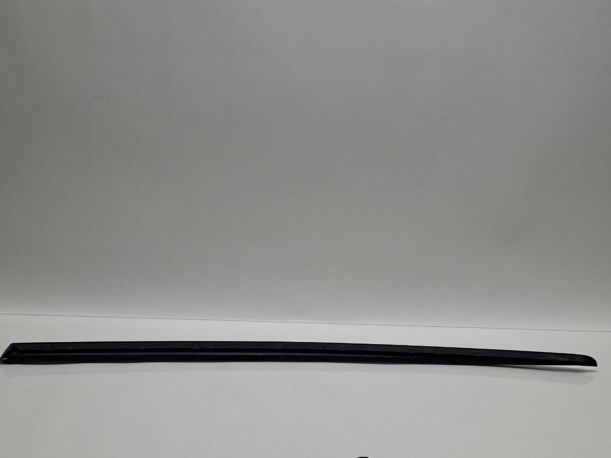 Cheder parbriz stanga AUDI A3 Sportback 8VA, 8VF 2012 - 2018 8V3854327C