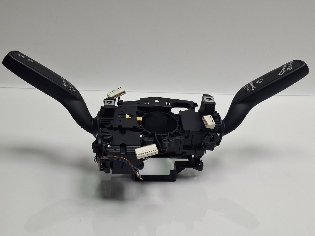 Bloc manete defect AUDI A3 Sportback 8VA, 8VF 2012 - > TDI CLHA 8V0953521B