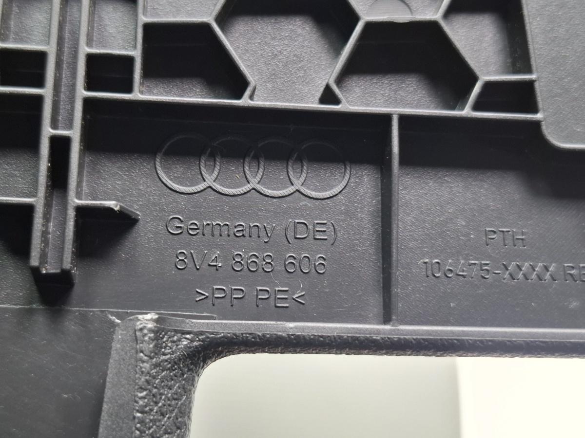 Ornament stalp (D) dreapta spate AUDI A3 Sportback 8VA, 8VF 2012 - > TDI CLHA  8V4868606