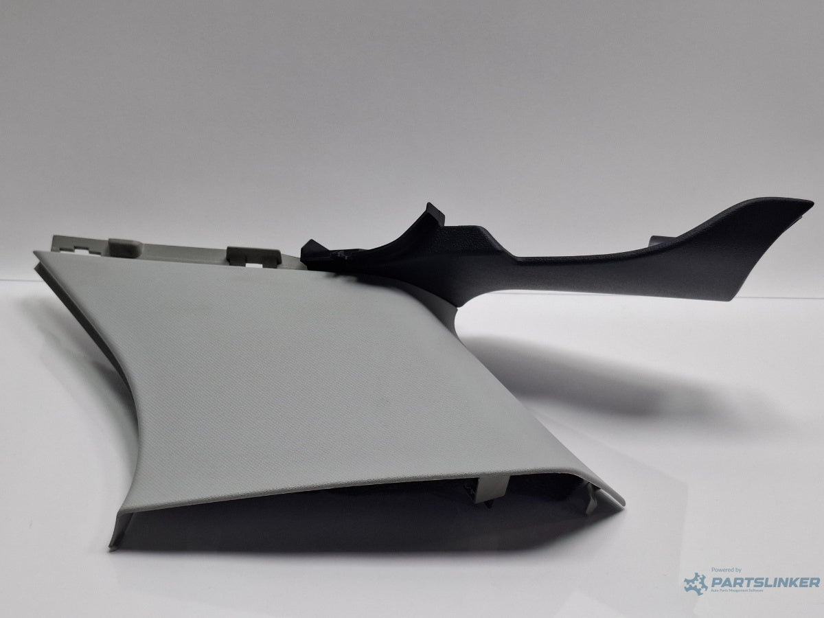 Ornament stalp (D) dreapta spate AUDI A3 Sportback 8VA, 8VF 2012 - > TDI CLHA  8V4868606