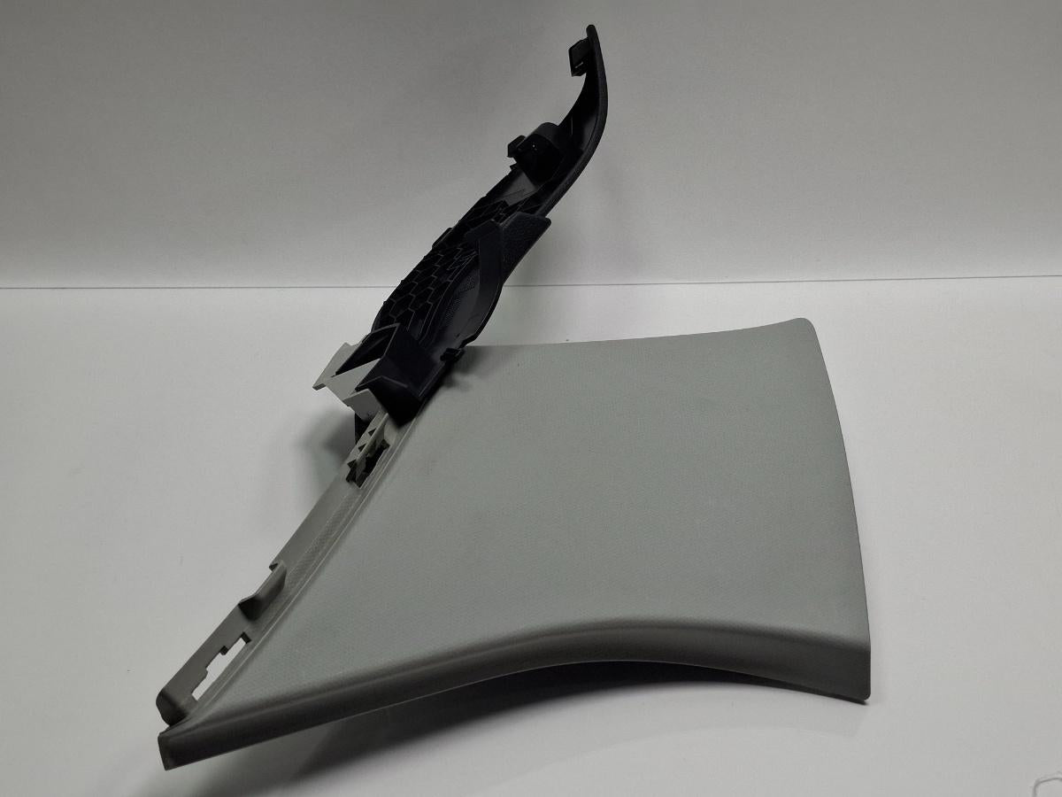 Ornament stalp (D) dreapta spate AUDI A3 Sportback 8VA, 8VF 2012 - > TDI CLHA  8V4868606