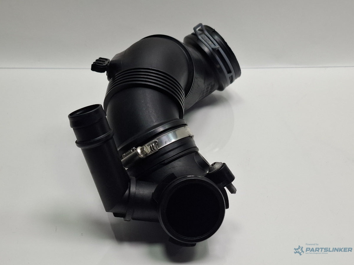 Furtun admisie aer AUDI A3 Sportback 8VA, 8VF 2012 - > TDI CLHA 5Q0129654G