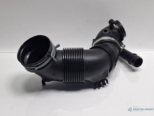 Furtun admisie aer AUDI A3 Sportback 8VA, 8VF 2012 - > TDI CLHA 5Q0129654G