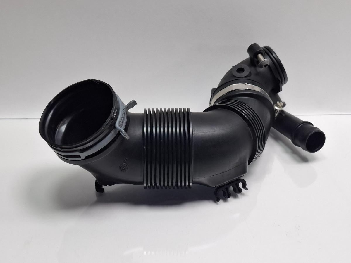 Furtun admisie aer AUDI A3 Sportback 8VA, 8VF 2012 - > TDI CLHA 5Q0129654G