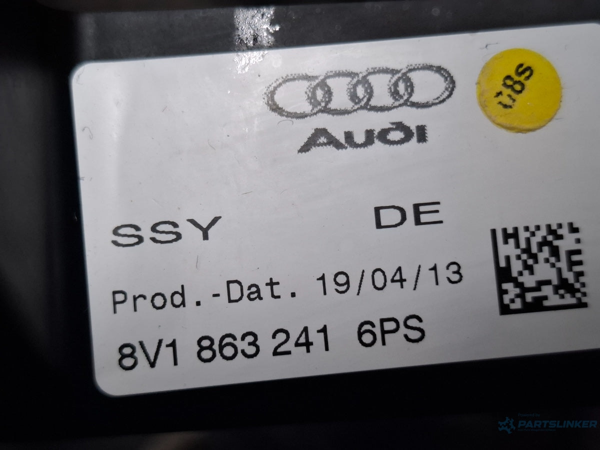 Consola centrala AUDI A3 Sportback 8VA, 8VF 2012 - > TDI CLHA 8V1863241
