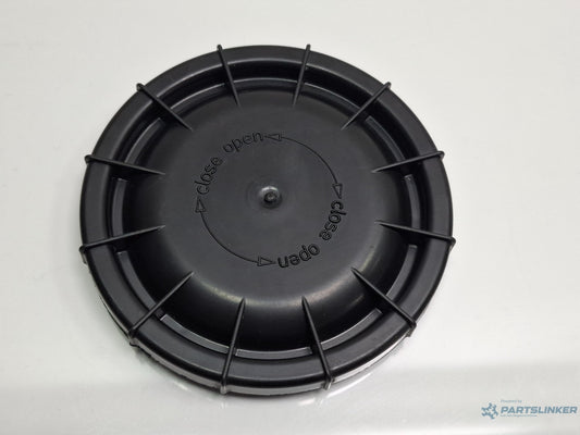 Capac far AUDI A3 Sportback 8VA, 8VF 2012 - > TDI CLHA 8V0941607